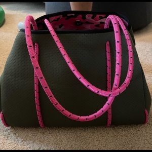 Haute shore tote